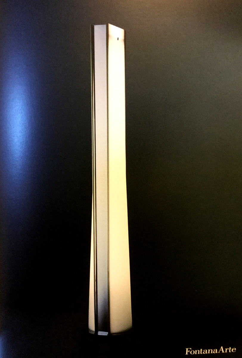 Lampada MOD. BUILDING FONTANA ARTE Design Marco Acerbis 2010 Lampada MOD. BUILDING FONTANA ARTE Design Marco Acerbis 2010